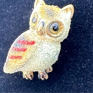 Owl Pin Vintage Broach Sugared Style Texture